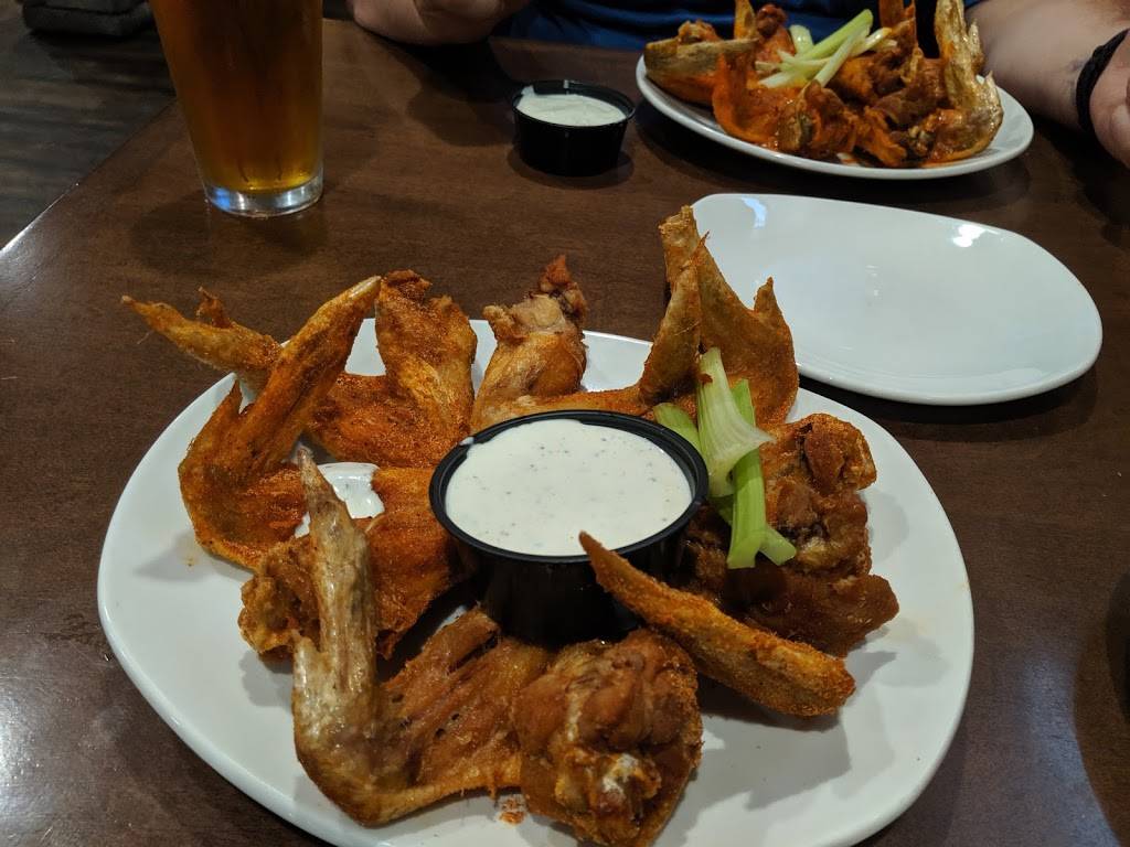 Schoolhouse Tavern | restaurant | 2001 Main St, Claridge, PA 15623, USA | 7243924546 OR +1 724-392-4546