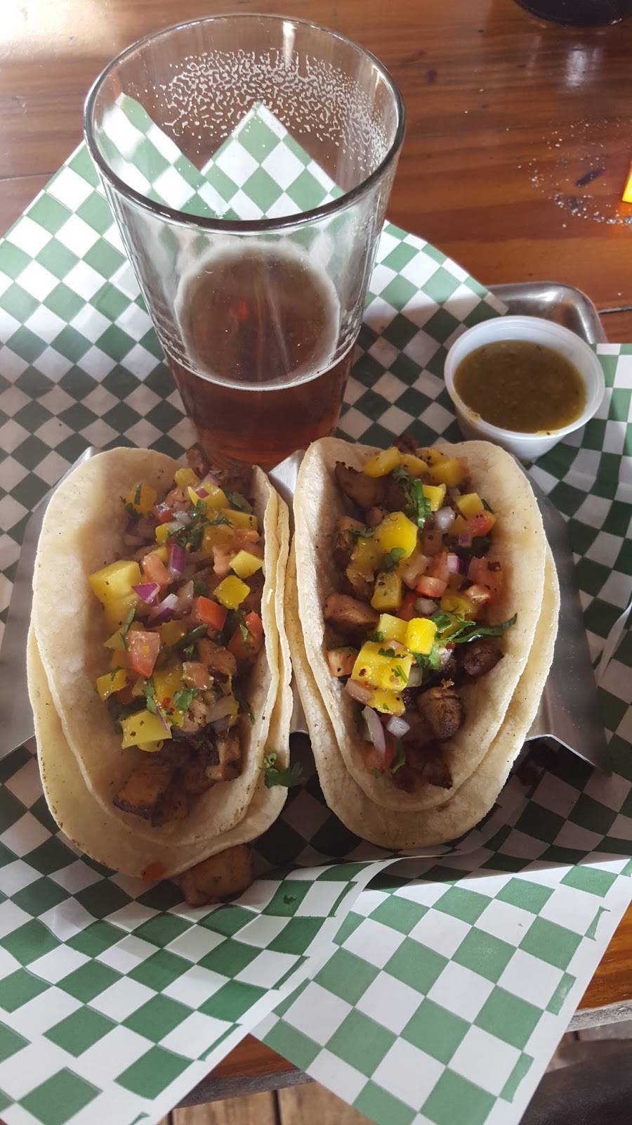 Oak Hills Tavern. | restaurant | 7920 Fredericksburg Rd, San Antonio, TX 78229, USA | 2106148855 OR +1 210-614-8855