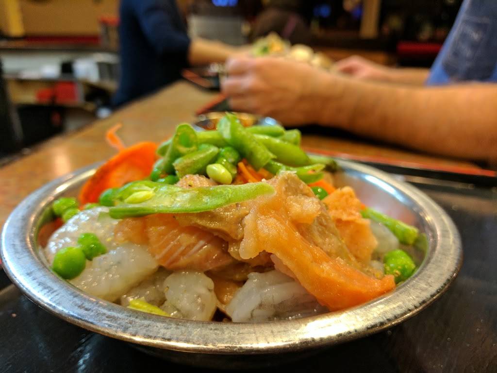 Genghis Grill | restaurant | 7001 Manchester Blvd, Alexandria, VA 22310, USA | 7033134781 OR +1 703-313-4781