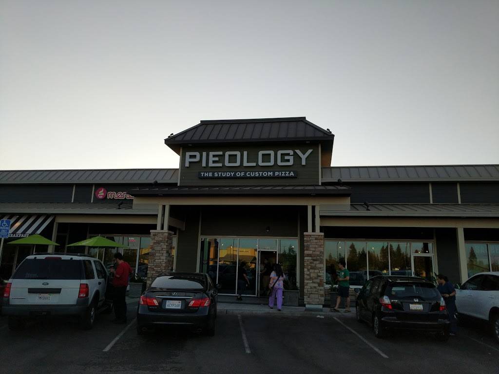 Pieology Pizzeria Fresno, Park Crossing | restaurant | 8464 N Friant Rd #105, Fresno, CA 93720, USA | 5594340362 OR +1 559-434-0362