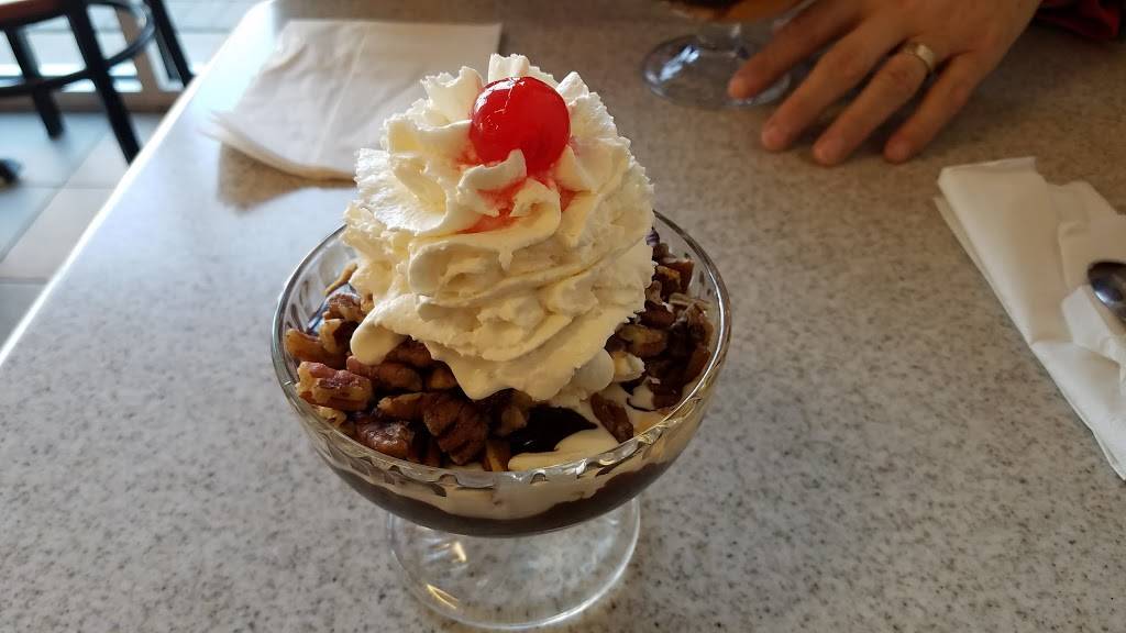 Oberweis Ice Cream and Dairy Store | restaurant | 80 E Northwest Hwy, Mt Prospect, IL 60056, USA | 8475776100 OR +1 847-577-6100