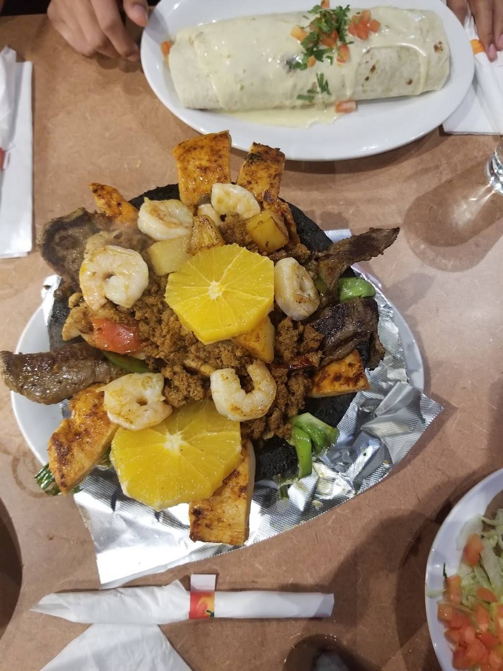 La Casa Tequila Mexican Restaurant | restaurant | 5092 Tiedeman Rd, Brooklyn, OH 44144, USA | 2163628929 OR +1 216-362-8929