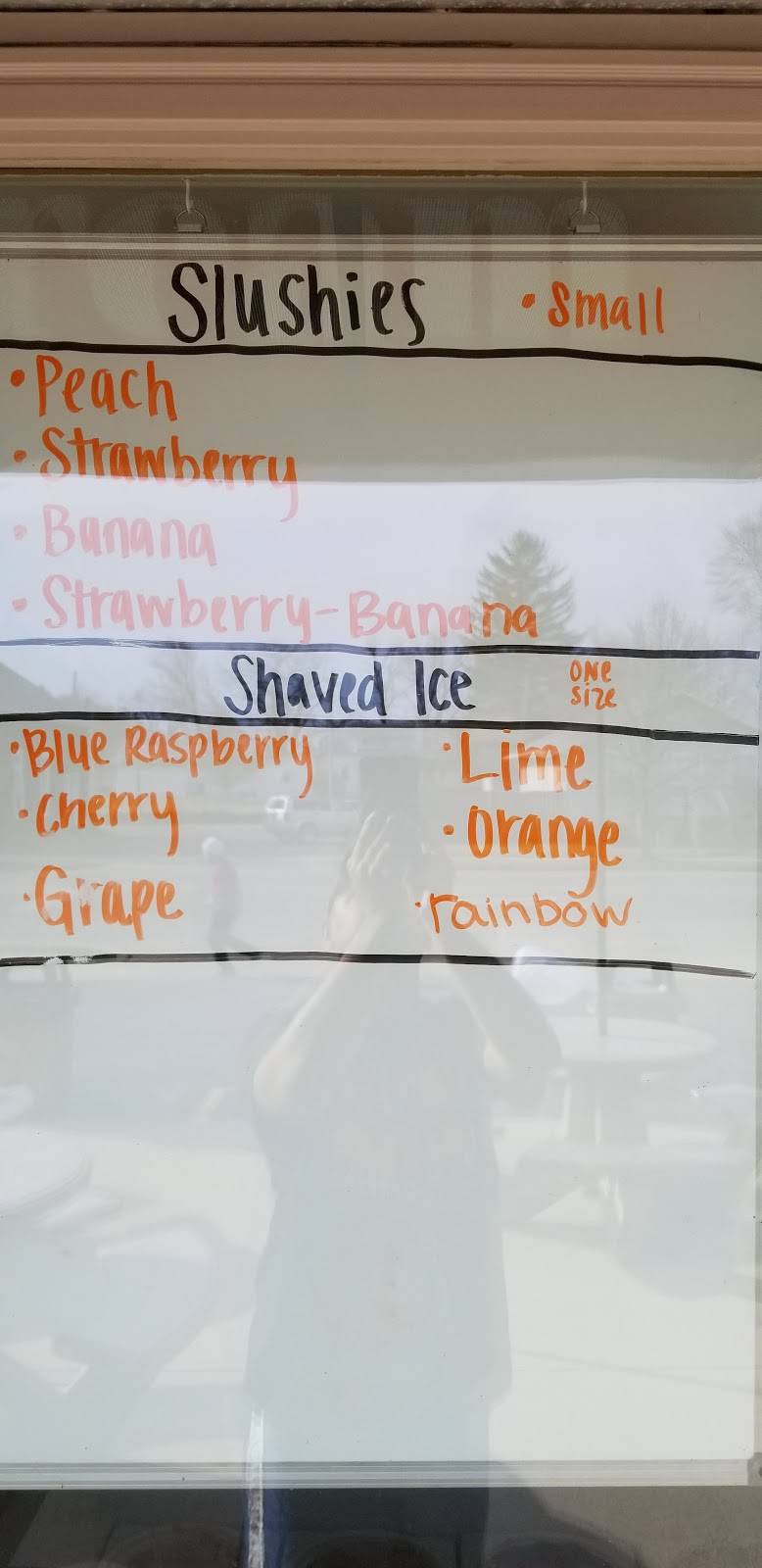 Sophies Ice Cream | restaurant | 306 W Main St, Gas City, IN 46933, USA | 7656770155 OR +1 765-677-0155