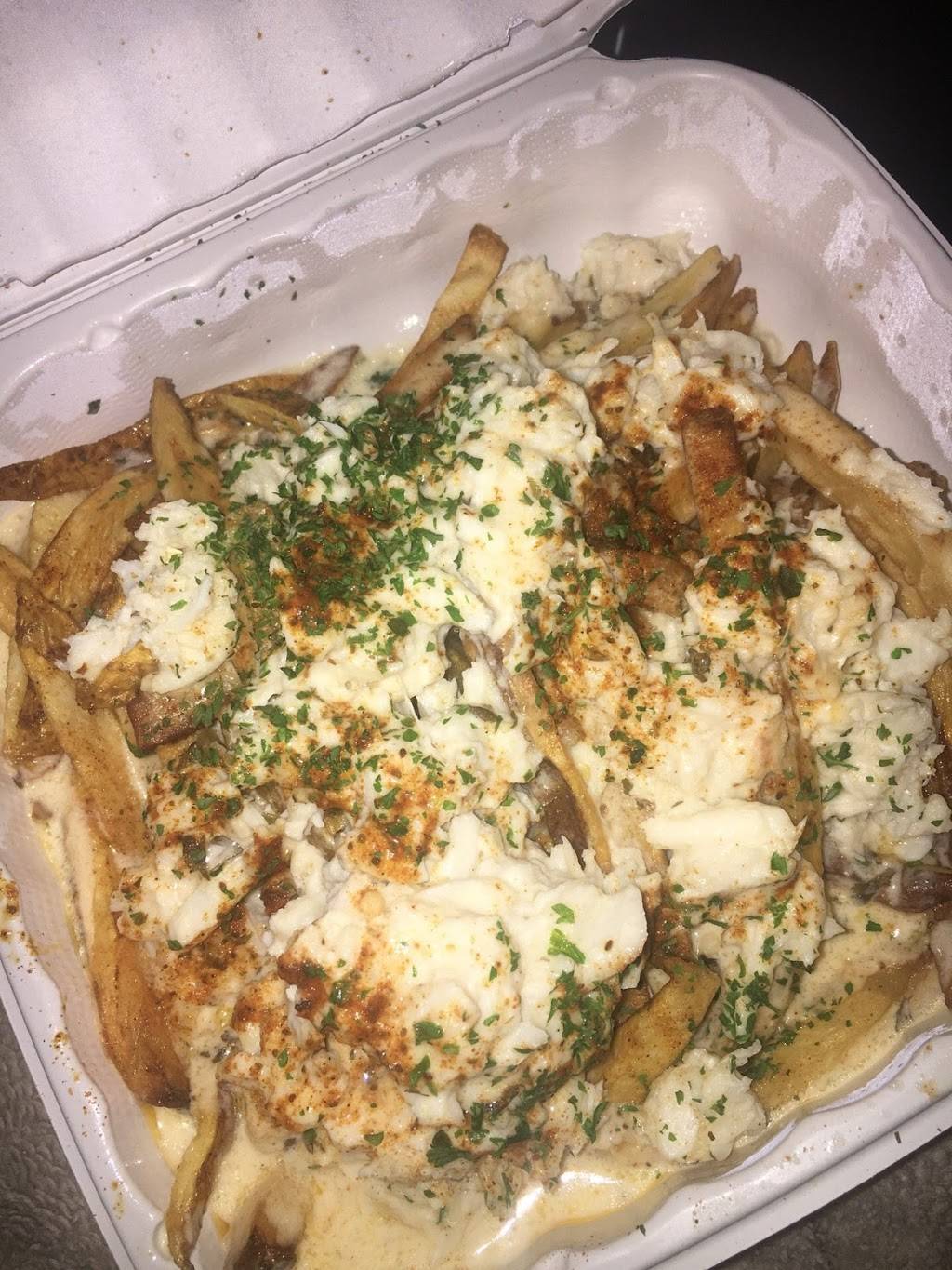 Me Moms Soulfood Cafe | restaurant | 15231 Hall Rd, Bowie, MD 20721, USA | 3013831137 OR +1 301-383-1137