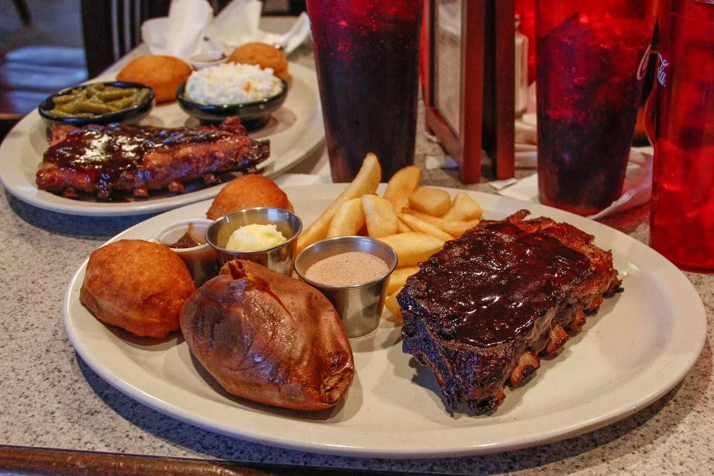 Squealers Award Winning Barbeque | restaurant | 5515 W 86th St, Indianapolis, IN 46268, USA | 3178717427 OR +1 317-871-7427