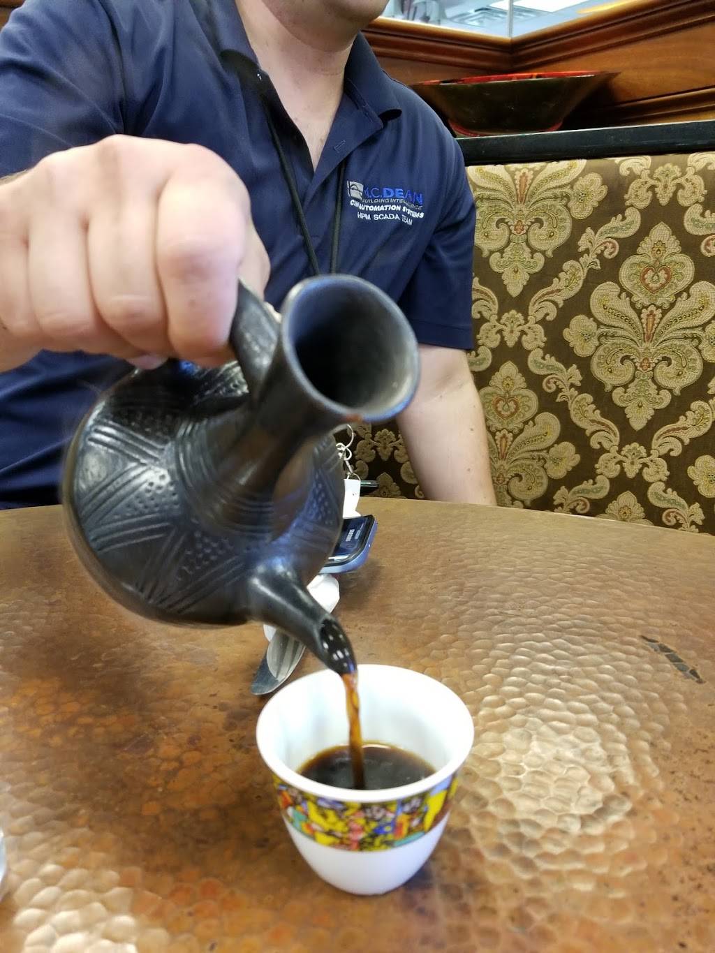 Veras Kitchen | restaurant | 9255 Center St, Manassas, VA 20110, USA | 7034797655 OR +1 703-479-7655