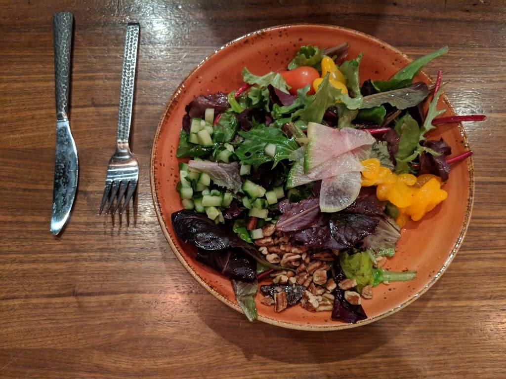 Dust Cutter | restaurant | 100 N 1st St, Phoenix, AZ 85004, USA | 6023330000 OR +1 602-333-0000