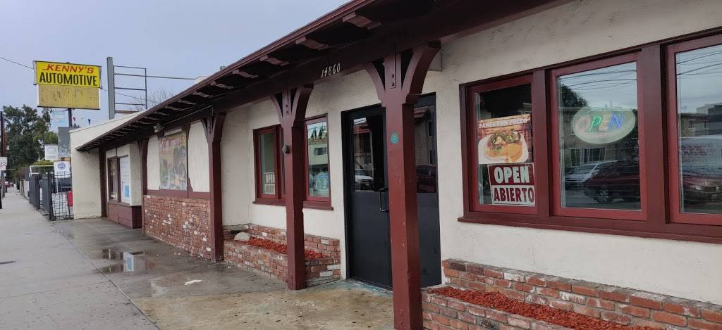 Mi Casita Salvadoreña | restaurant | 14860 Vanowen St, Van Nuys, CA 91405, USA | 8189886171 OR +1 818-988-6171