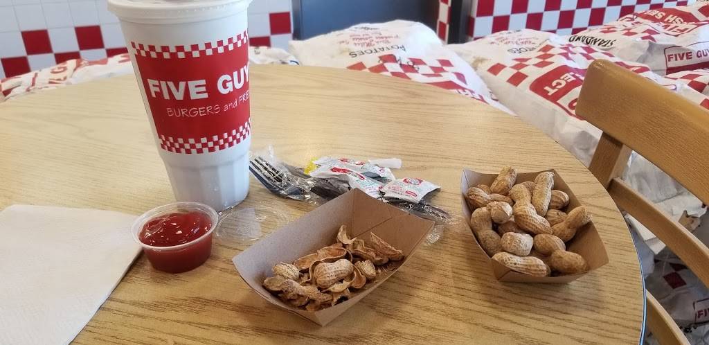 Five Guys | meal takeaway | 1651 E Monte Vista Ave Building 4, Vacaville, CA 95688, USA | 7074471477 OR +1 707-447-1477