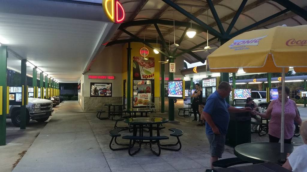 Sonic Drive-In | restaurant | 6300 Lake Worth Rd, Greenacres, FL 33463, USA | 5619653800 OR +1 561-965-3800