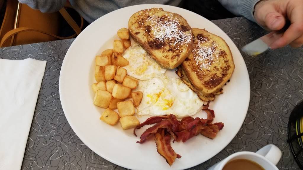 Rockin Johnnys Diner | restaurant | 1309 Carling Ave, Ottawa, ON K1Z 7L3, Canada | 6137617405 OR +1 613-761-7405