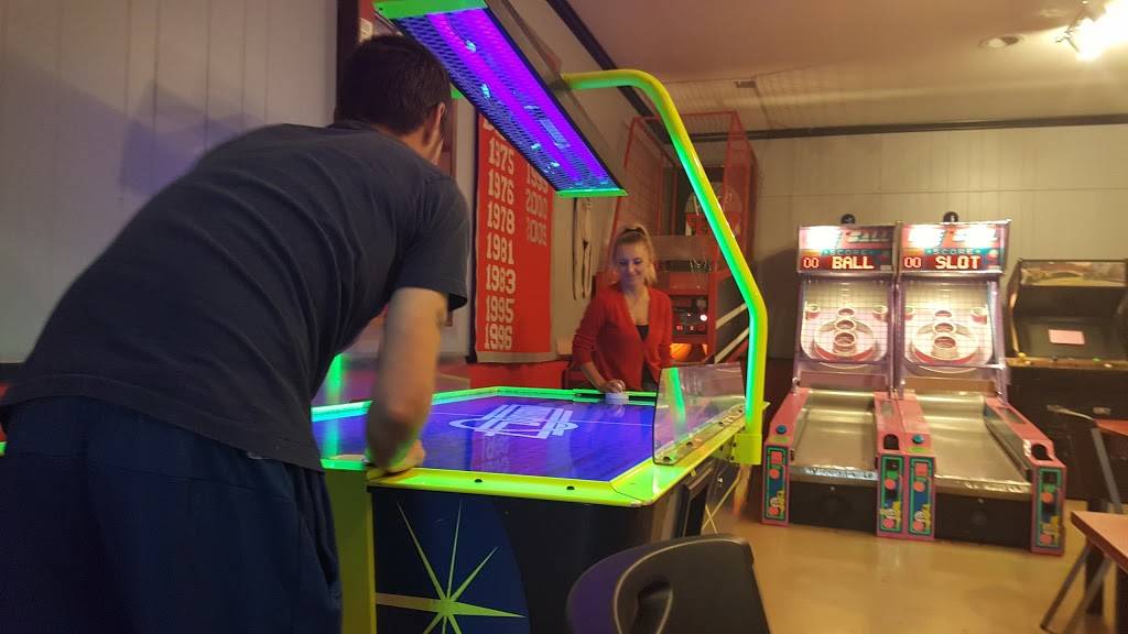 Galaxy Pizza & BBQ | restaurant | 995 Vastwood Park, Hawesville, KY 42348, USA | 2709278075 OR +1 270-927-8075