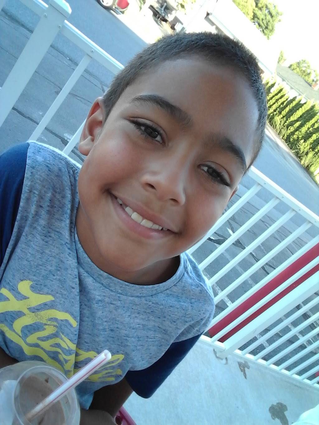 Ritas Italian Ice & Frozen Custard | restaurant | 2000 Columbia Ave, Lancaster, PA 17603, USA | 7174359979 OR +1 717-435-9979