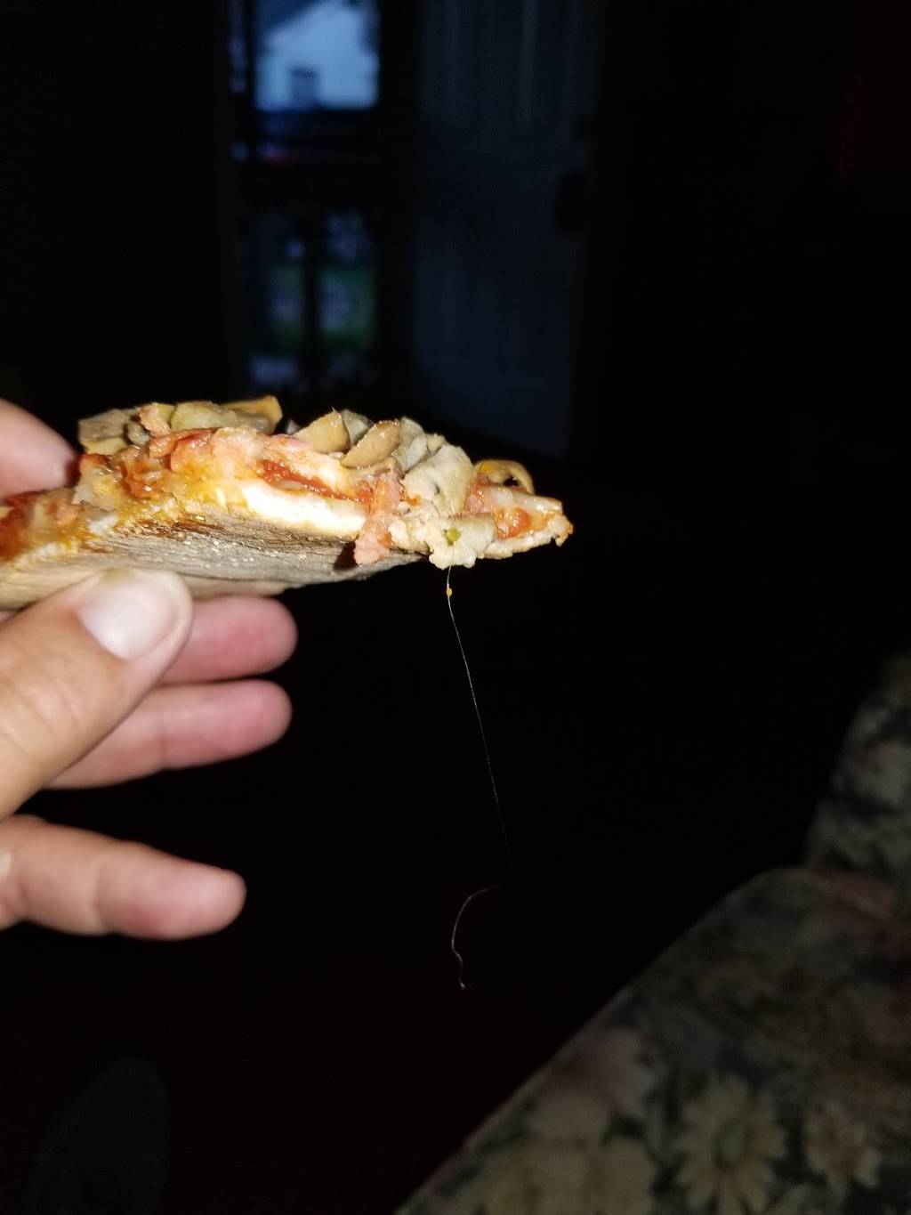 Naples Pizza | restaurant | 5905 Malden Rd, Windsor, ON N9H 1S6, Canada | 5199696800 OR +1 519-969-6800