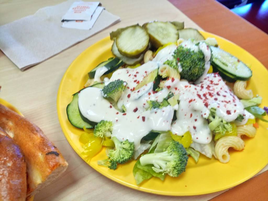 Cicis | restaurant | 3415 S Cooper St Suite 110, Arlington, TX 76015, USA | 8174656666 OR +1 817-465-6666