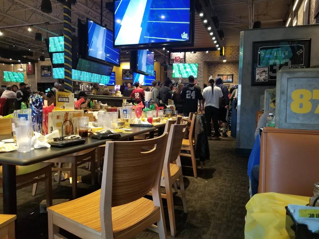 Buffalo Wild Wings | meal takeaway | 845 East Ave, Chico, CA 95926, USA | 5305923251 OR +1 530-592-3251