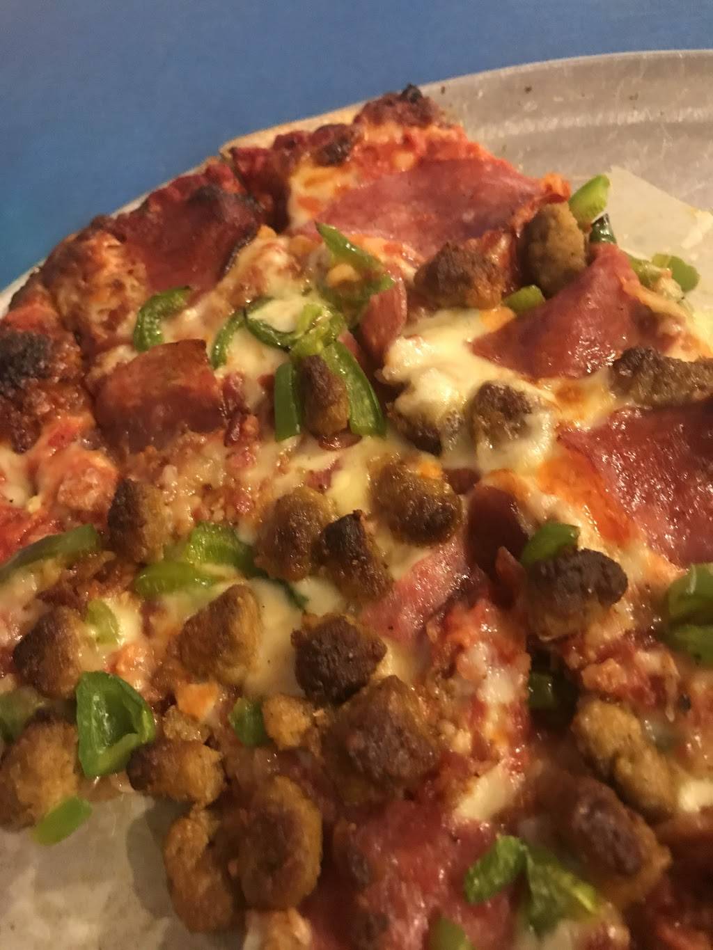 Napolis Pizza | restaurant | 126 Broadway St, Shelby, OH 44875, USA | 4193427066 OR +1 419-342-7066
