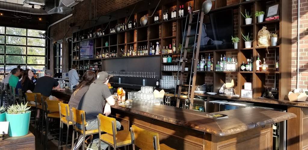 Noble Smoke | restaurant | 2216 Freedom Dr, Charlotte, NC 28208, USA | 7047035252 OR +1 704-703-5252