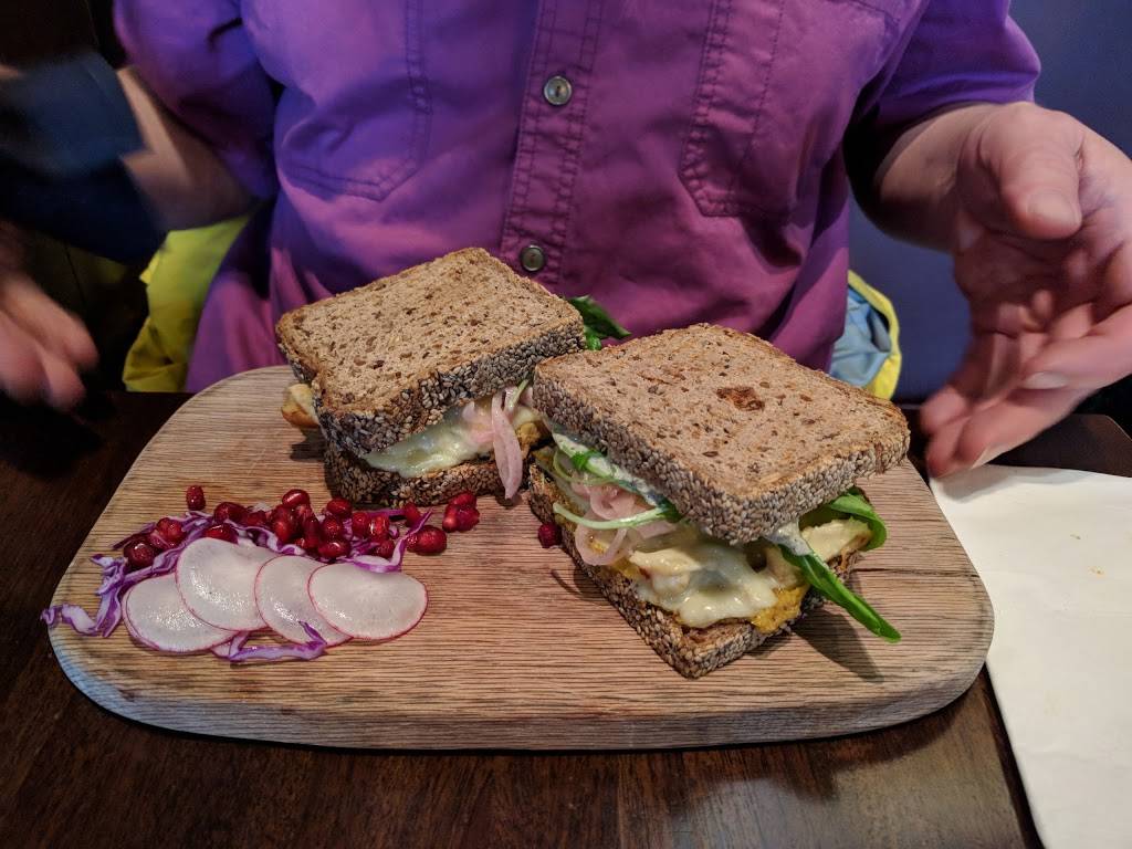 Feast Market & Cellar | restaurant | 407 W Patterson Dr, Bloomington, IN 47403, USA | 8122878615 OR +1 812-287-8615