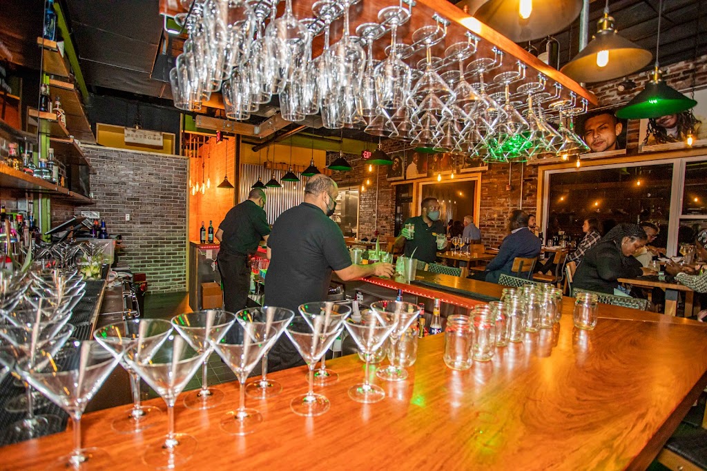 Irie Entree | restaurant | 4001 Chestnut St, Philadelphia, PA 19104, USA | 2157564925 OR +1 215-756-4925