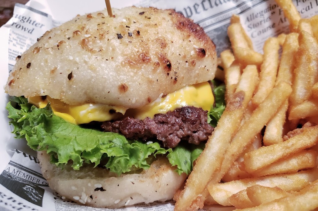 Rickety Cricket Brewing | restaurant | 312 E Beale St, Kingman, AZ 86401, USA | 9282638444 OR +1 928-263-8444