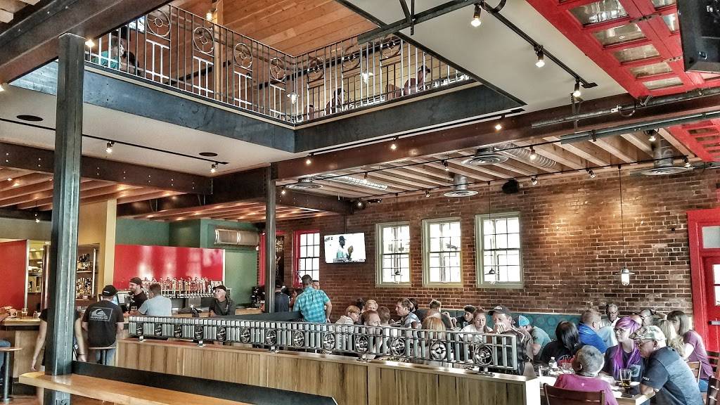 Porcupine Pub & Grille | restaurant | 258 1300 E, Salt Lake City, UT 84102, USA | 8015825555 OR +1 801-582-5555