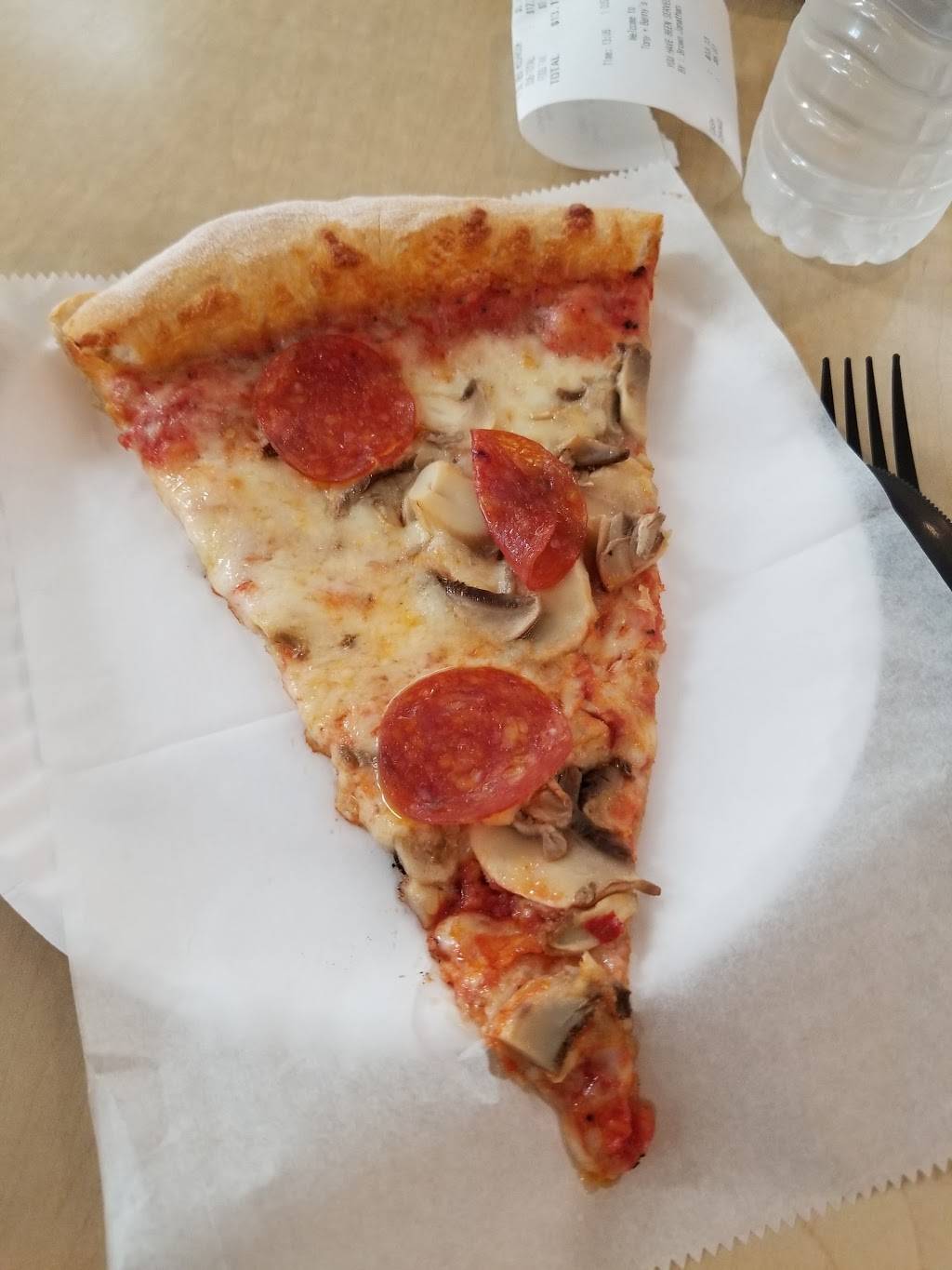 Tony + Bennys | restaurant | Baltimore - Washington International Airport Space A-5a / Concourse A, Baltimore, MD 21240, USA | 4105534346 OR +1 410-553-4346