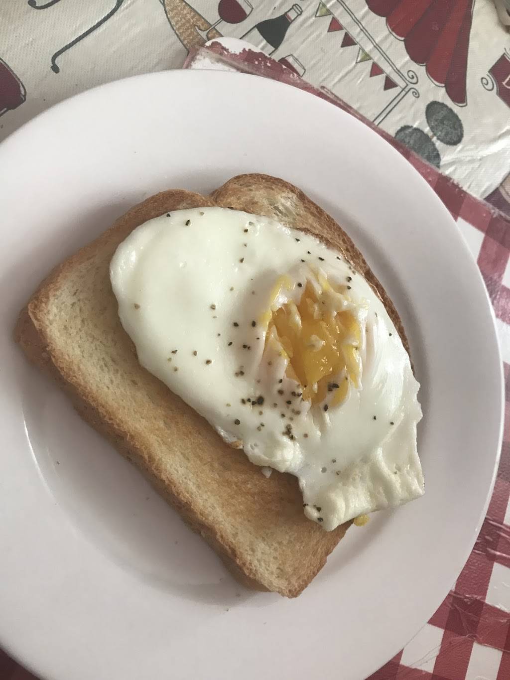 Wellington Restaurant | restaurant | 51 Huntington St, Shelton, CT 06484, USA | 2039290336 OR +1 203-929-0336