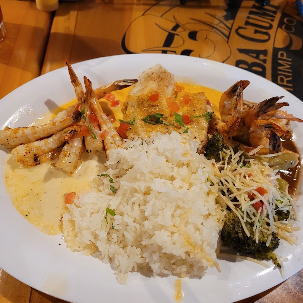 Bubba Gump Shrimp Co. | restaurant | 14059 Emerald Coast Pkwy, Destin, FL 32541, USA | 8506501881 OR +1 850-650-1881