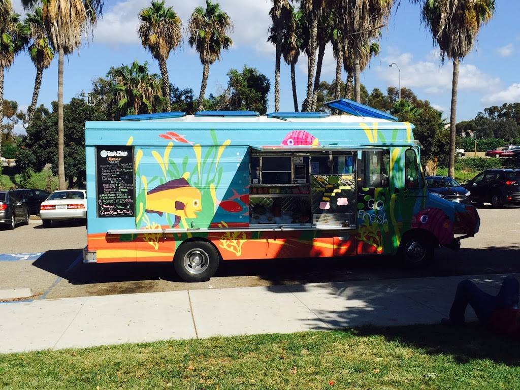 Zoes Place Food Truck | restaurant | 4637 Market St, San Diego, CA 92102, USA | 6197196884 OR +1 619-719-6884
