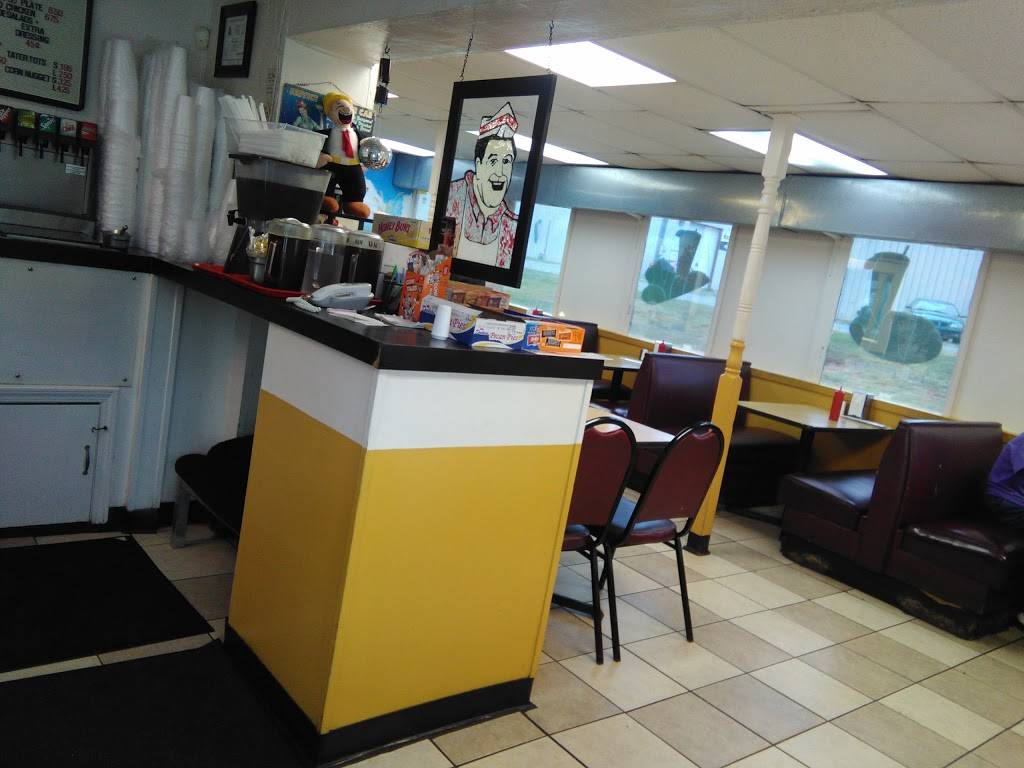 Blackwoods Drive-In | restaurant | 201 York Rd, Kings Mountain, NC 28086, USA | 7047308899 OR +1 704-730-8899