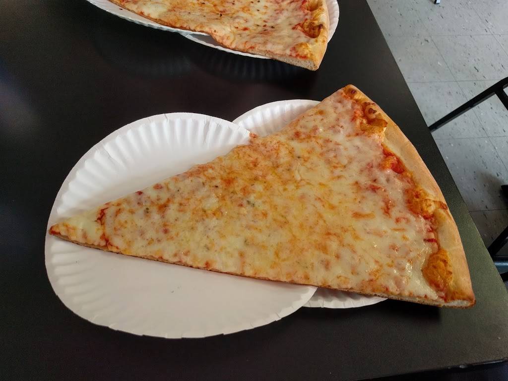 Marcos Pizza | restaurant | 670 NY-211, Middletown, NY 10941, USA | 8456958700 OR +1 845-695-8700