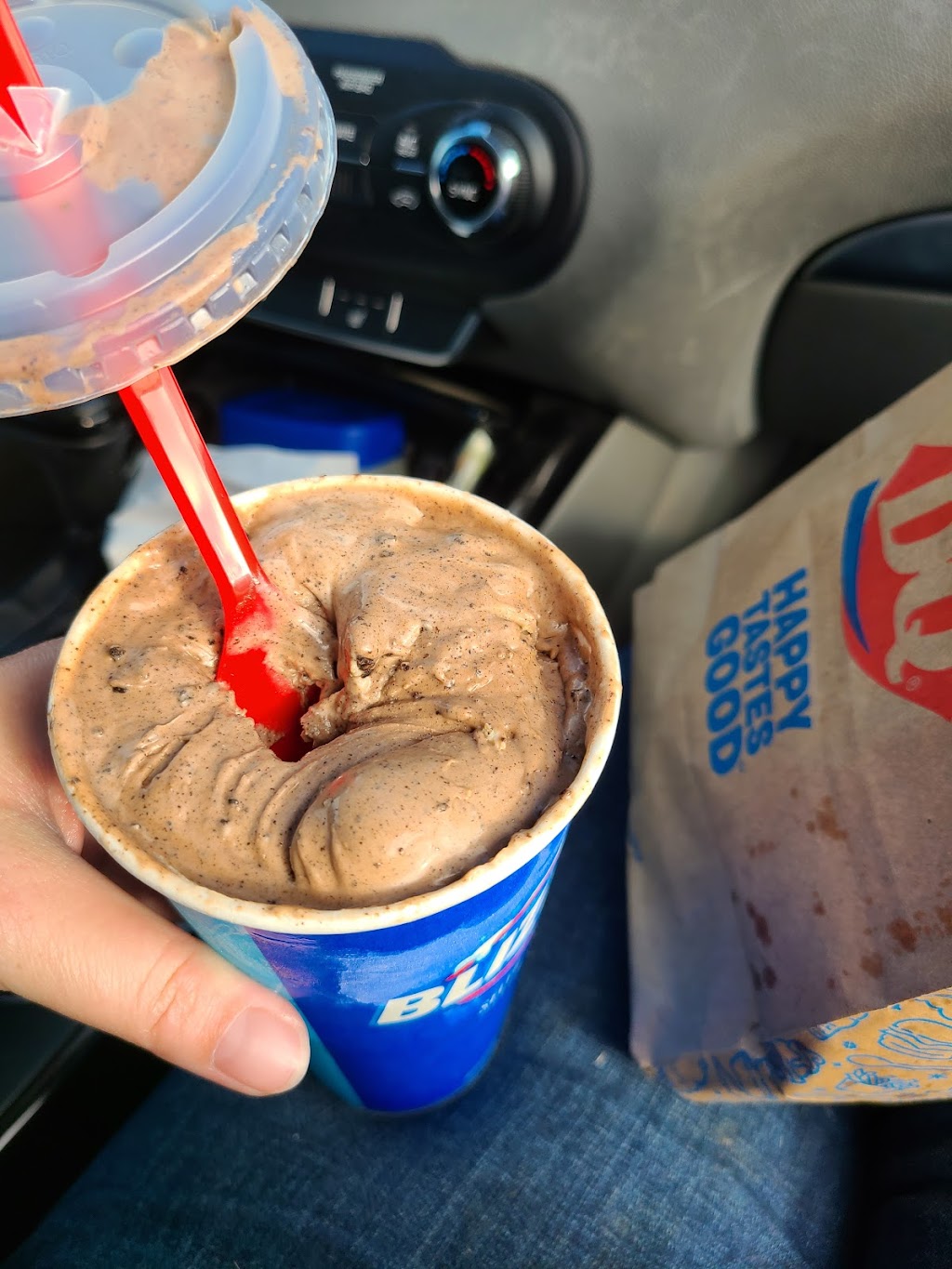 Dairy Queen | restaurant | 2224 NE Hwy 101, Lincoln City, OR 97367, USA | 5416141141 OR +1 541-614-1141