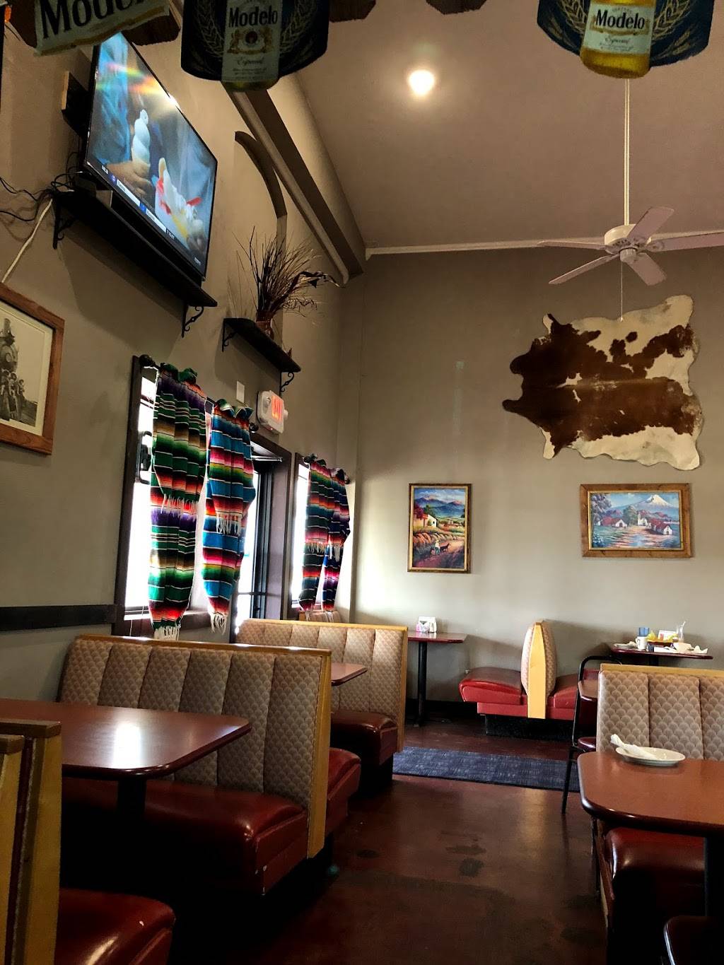 Abuelitas | restaurant | 2514 W Broadway Ave, Sulphur, OK 73086, USA | 5806222285 OR +1 580-622-2285