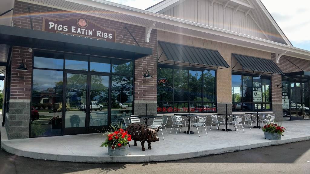 Pigs Eatin’ Ribs | restaurant | 1418 Bridge St, Charlevoix, MI 49720, USA | 2315477447 OR +1 231-547-7447