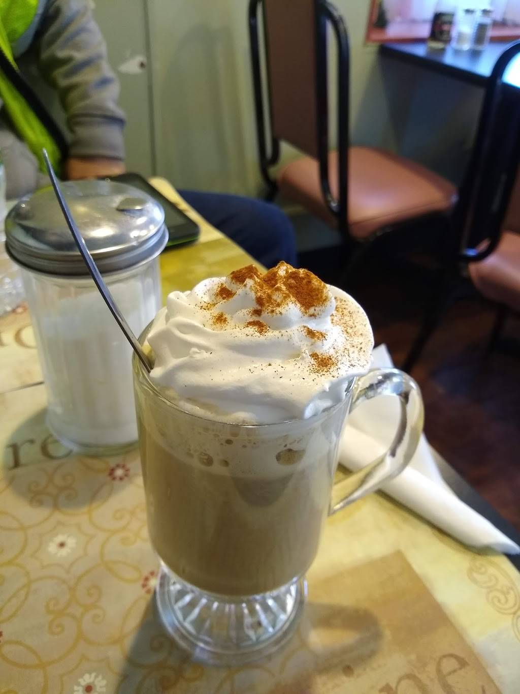 Sousas Café | restaurant | 1234 Bay St, Fall River, MA 02724, USA | 5086762233 OR +1 508-676-2233