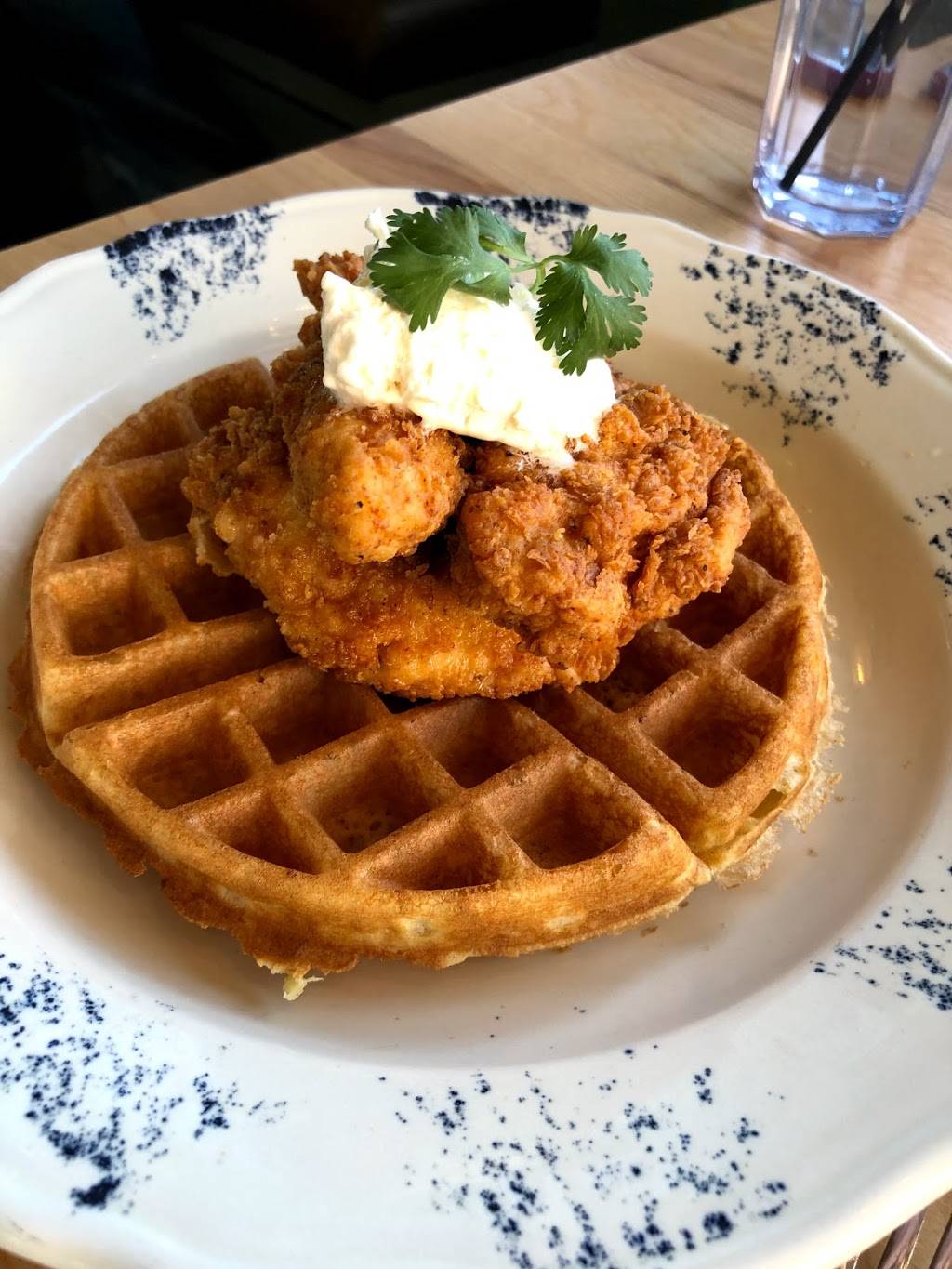 Whistle Britches Willow Bend - Plano | restaurant | 2405 Dallas Pkwy SUITE 4, Plano, TX 75093, USA | 2142995971 OR +1 214-299-5971