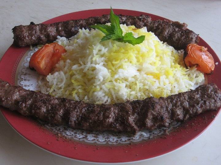 Coliseum Loft Deli & Market | restaurant | 1335 W Broad St, Richmond, VA 23220, USA | 8043594480 OR +1 804-359-4480