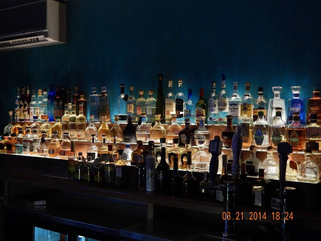 Coyote Blue Tex Mex Cafe | restaurant | 1960 Saybrook Rd, Middletown, CT 06457, USA | 8603452403 OR +1 860-345-2403