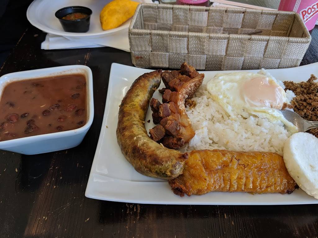 El Rincon Paisa | restaurant | 958 Wellington St S, Hamilton, ON L9A 3S2, Canada | 9053855829 OR +1 905-385-5829