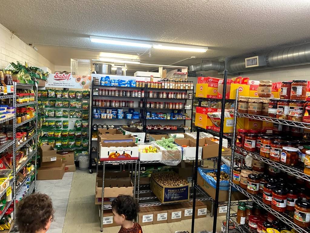 Caravan Mideastern Foods | restaurant | 2817 N Country Club Rd, Tucson, AZ 85716, USA | 5203236808 OR +1 520-323-6808