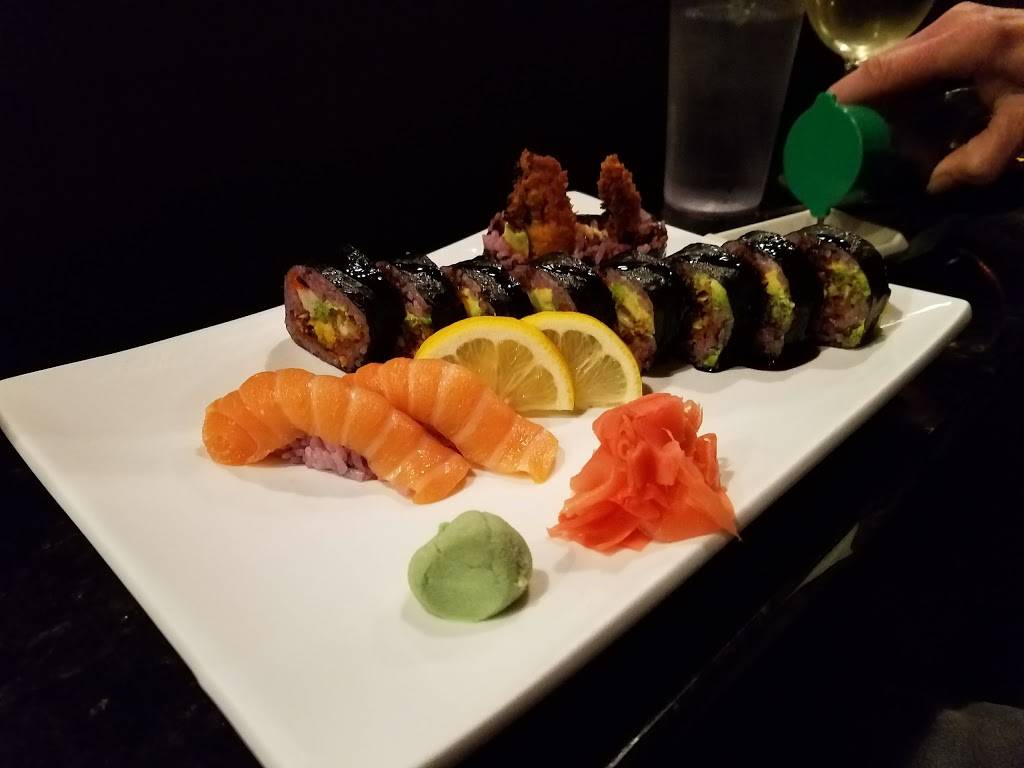 Sushi On Chapel | restaurant | 1022 Chapel St # C, New Haven, CT 06510, USA | 2037764200 OR +1 203-776-4200