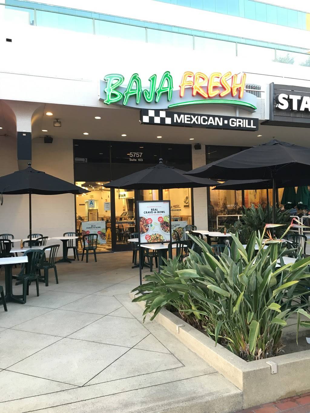 Baja Fresh | restaurant | 5757 Wilshire Blvd Ste 103, Los Angeles, CA 90036, USA | 3235499080 OR +1 323-549-9080