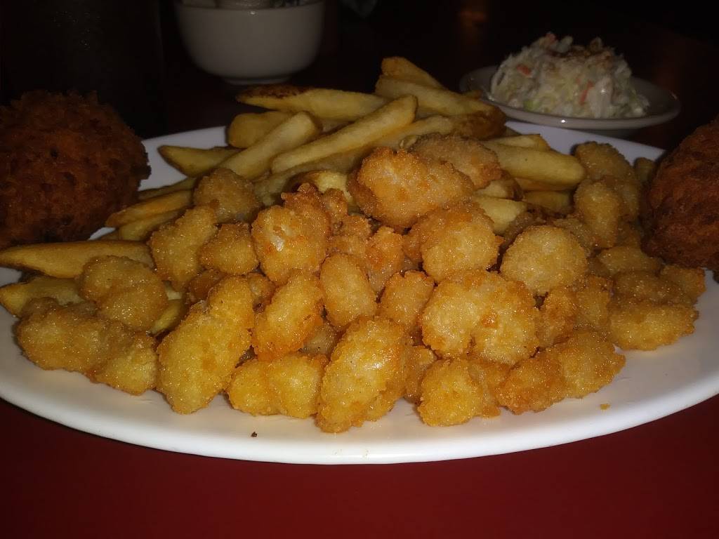 Virginia Street Cafe | restaurant | 201 Virginia St, Urbanna, VA 23175, USA | 8047583798 OR +1 804-758-3798