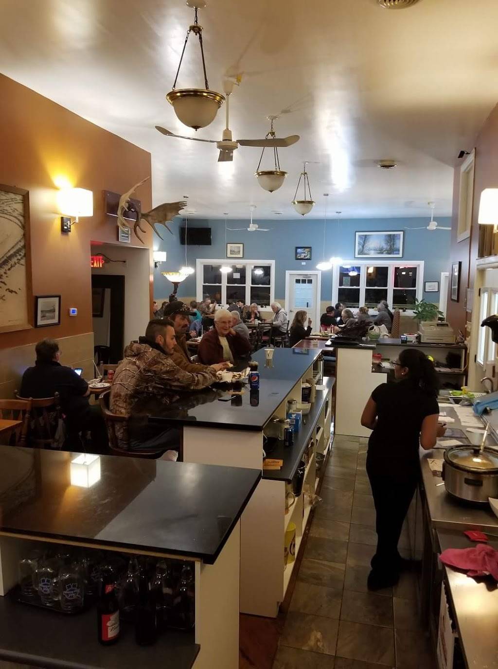 The Lakeview Bar & Grill | restaurant | 5074 Rice Lake Dr N, Bewdley, ON K0L 1E0, Canada | 2898290618 OR +1 289-829-0618