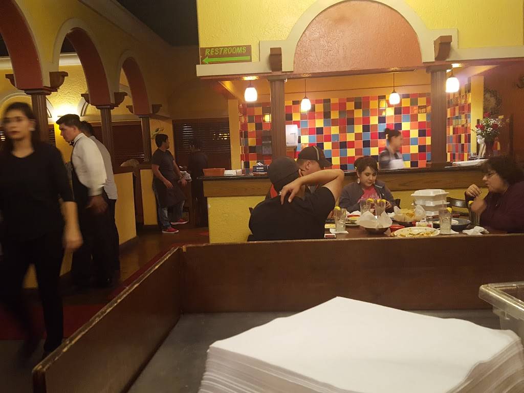 Los Cabos Mexican Grill | restaurant | 2543 TX-71, Columbus, TX 78934, USA | 9797329744 OR +1 979-732-9744