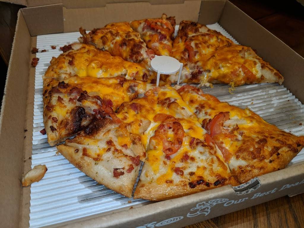 Vitos Pizza and Subs | restaurant | 4035 Navarre Ave, Oregon, OH 43616, USA | 4196978486 OR +1 419-697-8486