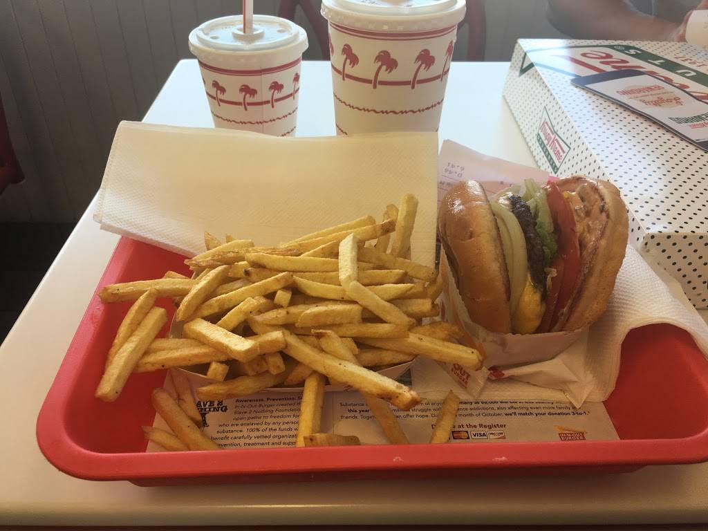 In-N-Out Burger | restaurant | 11880 Carmel Mountain Rd, San Diego, CA 92128, USA | 8007861000 OR +1 800-786-1000