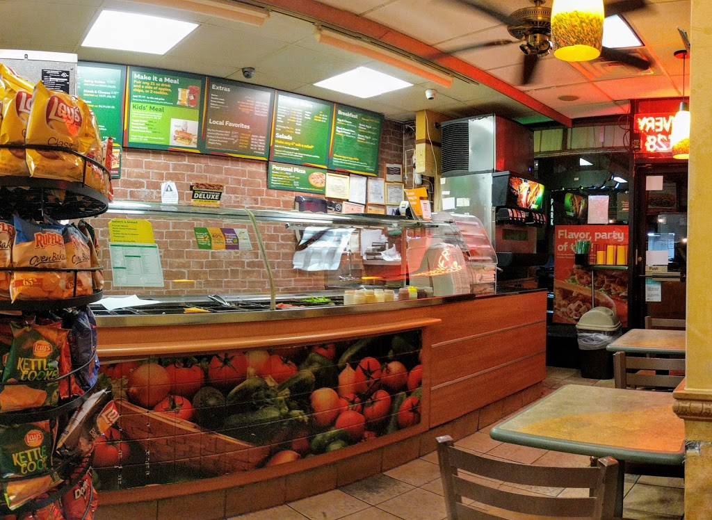 Subway Restaurants | restaurant | 1523 York Avenue Store #1, New York, NY 10028, USA | 2122495128 OR +1 212-249-5128