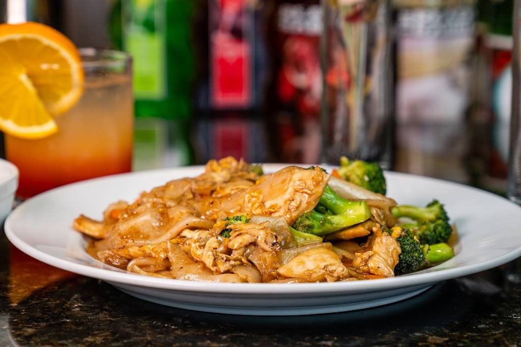 Saucys Thai & Pho - Plano | restaurant | 4152 W Spring Creek Pkwy, Plano, TX 75024, USA | 9723887650 OR +1 972-388-7650